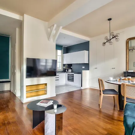 The Perfect Parisian Flat Bd St-germain - Mid Term