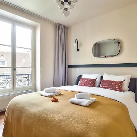The Perfect Parisian Flat Bd St-germain - Mid Term 아파트 *