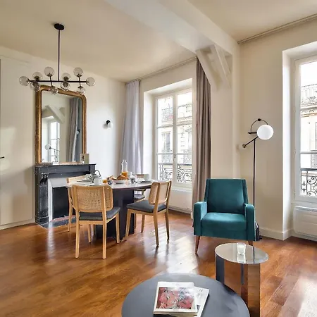 The Perfect Parisian Flat Bd St-germain - Mid Term דירה פריז